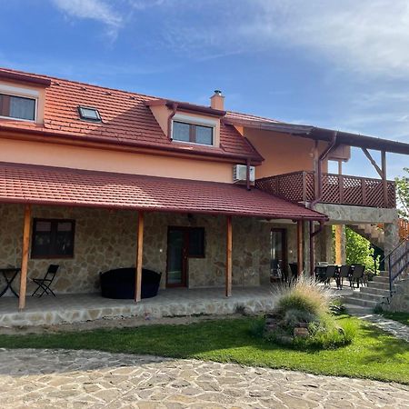 Szoegedi Villa Badacsonytomaj Dış mekan fotoğraf